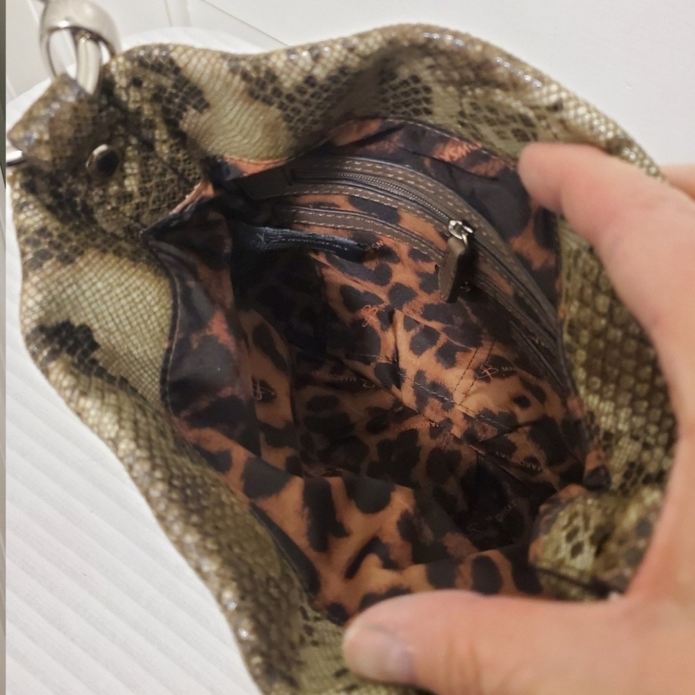 B. MAKOWSKY Snakeprint Leather Crossbody/Shoulder Bag - Picture 2 of 6